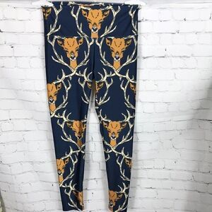 Pineapple Clothing Just in time hunting Season! Deer Leggings!! good Condition